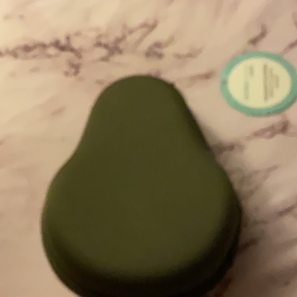 AVOCADO Pencil Holder NWT Setx2 - Picture 2 of 3